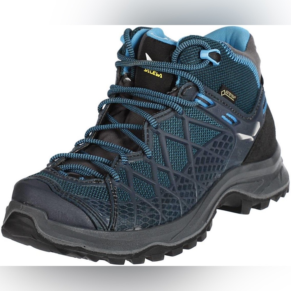BNIB Womens Salewa Wild Hiker Boots GORE-TEX size 6.5